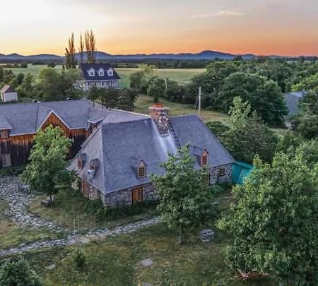 Auberge Le P'Tit Bonheur Saint-Laurent-de-l'ile d'Orleans Ngoại thất bức ảnh