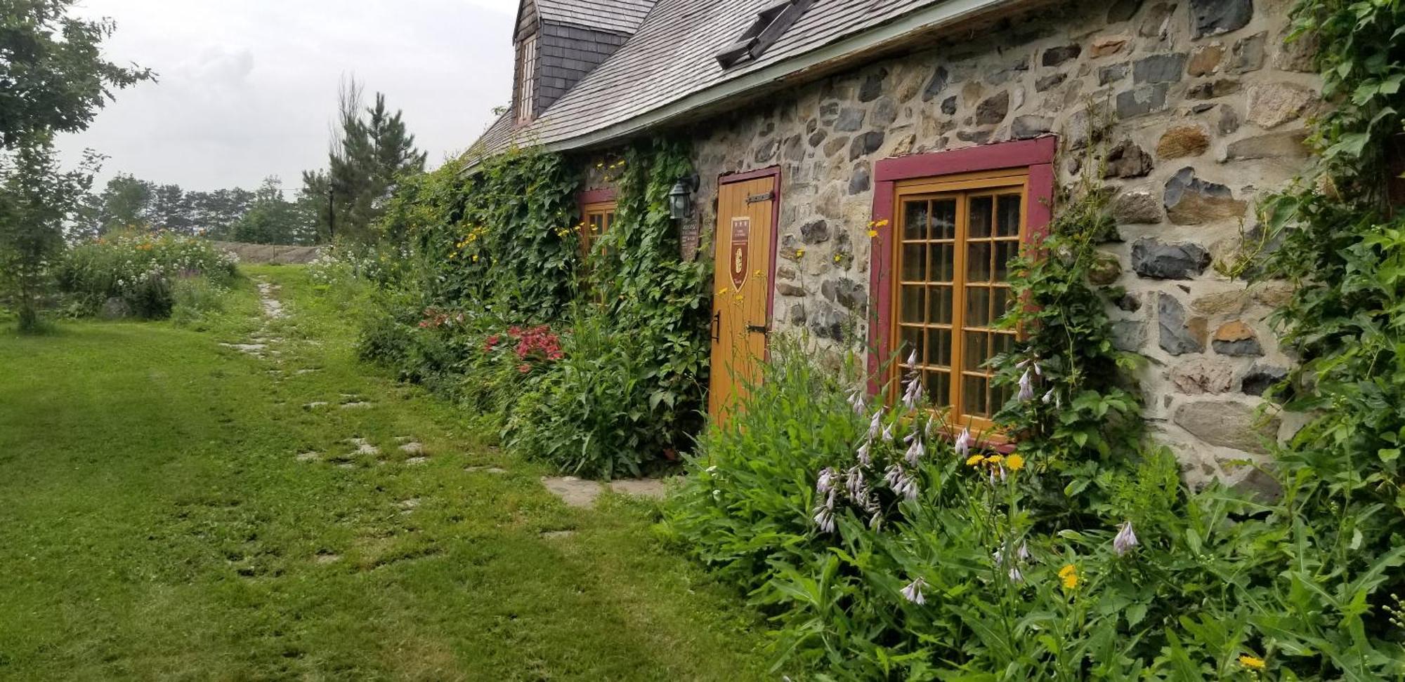 Auberge Le P'Tit Bonheur Saint-Laurent-de-l'ile d'Orleans Ngoại thất bức ảnh