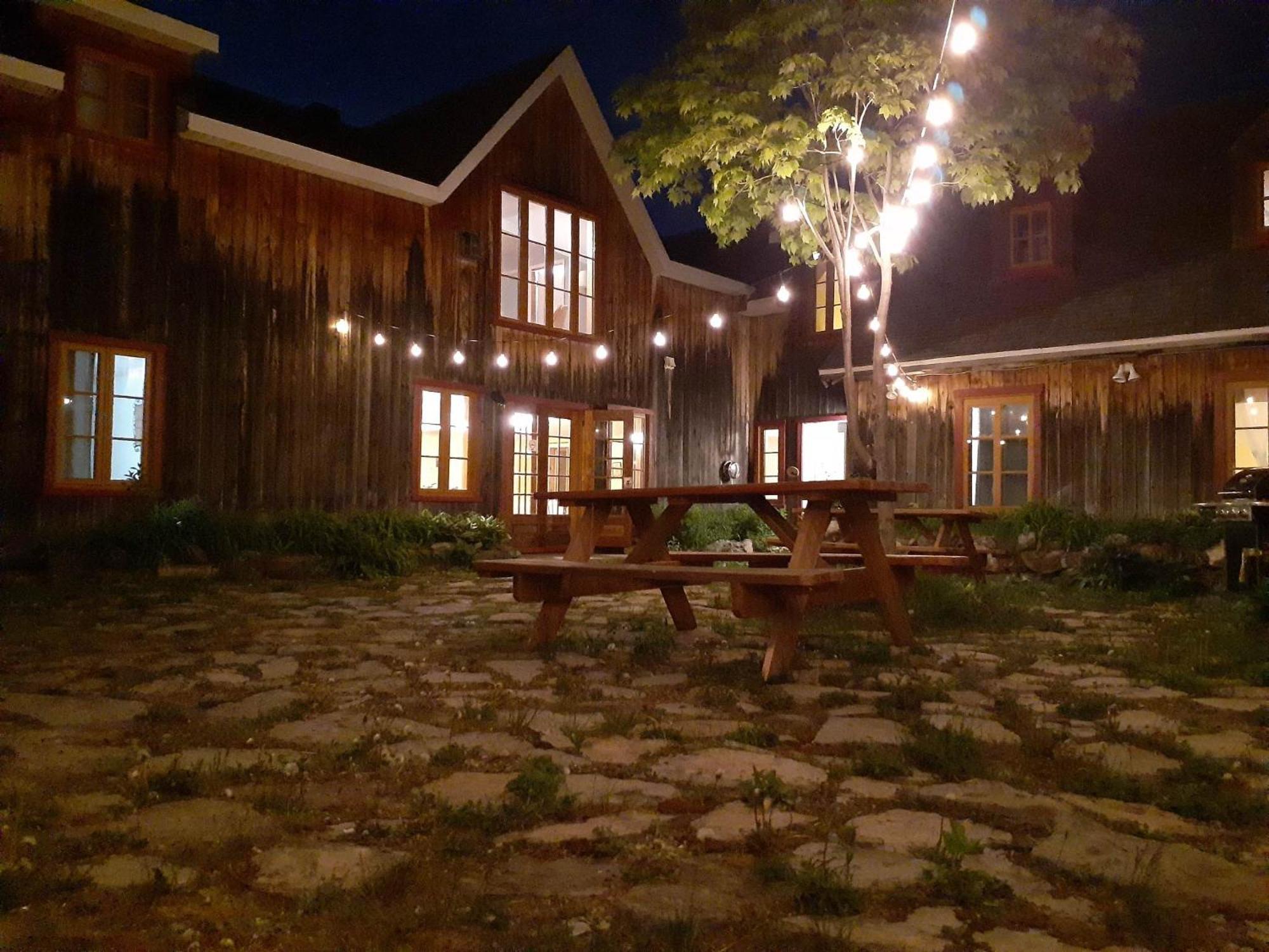 Auberge Le P'Tit Bonheur Saint-Laurent-de-l'ile d'Orleans Ngoại thất bức ảnh