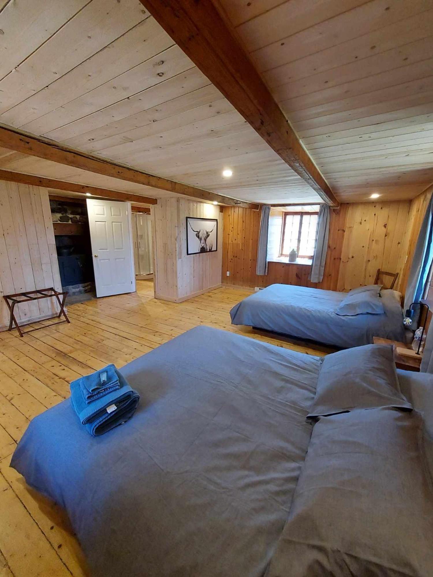 Auberge Le P'Tit Bonheur Saint-Laurent-de-l'ile d'Orleans Ngoại thất bức ảnh