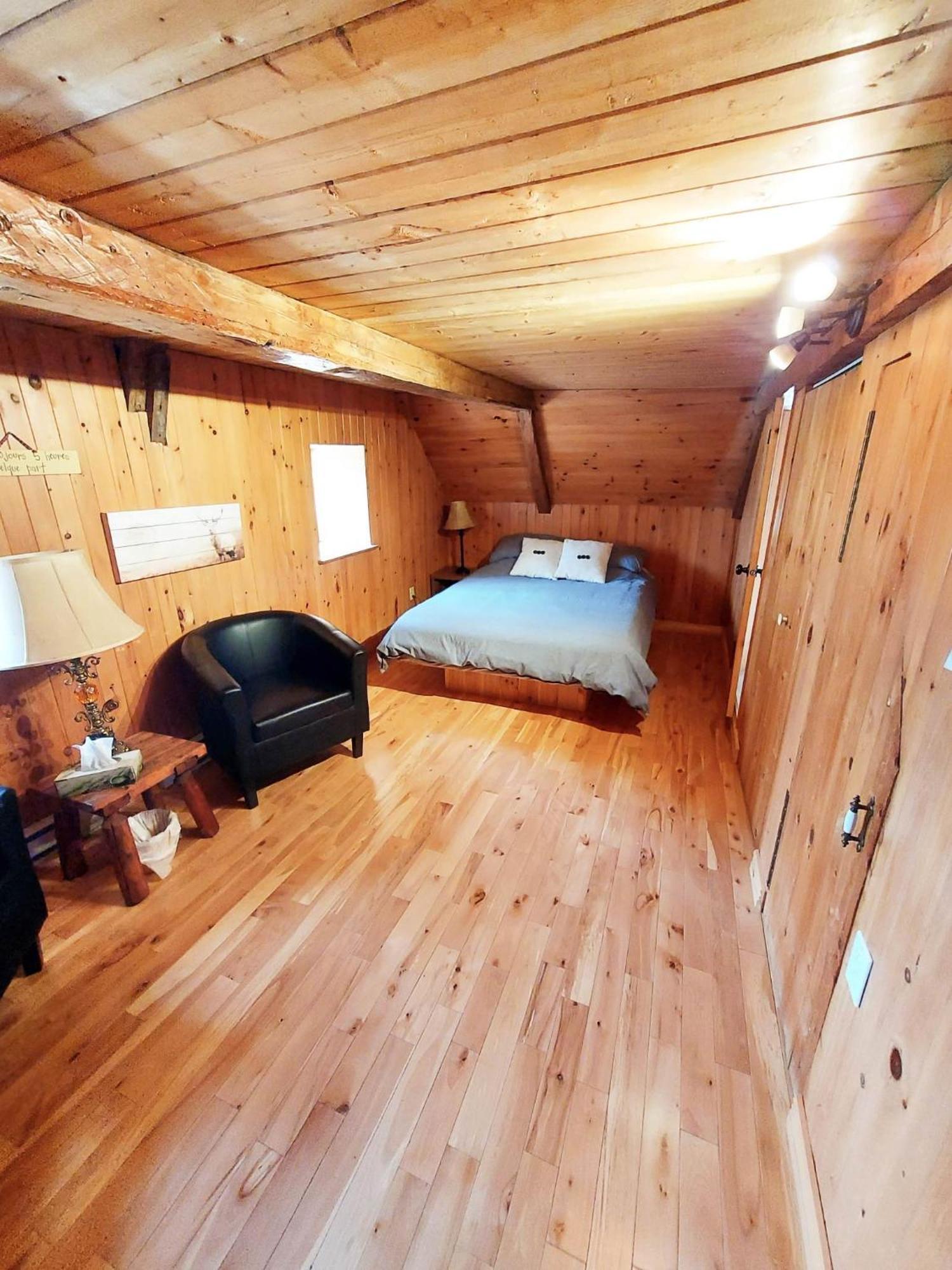 Auberge Le P'Tit Bonheur Saint-Laurent-de-l'ile d'Orleans Ngoại thất bức ảnh