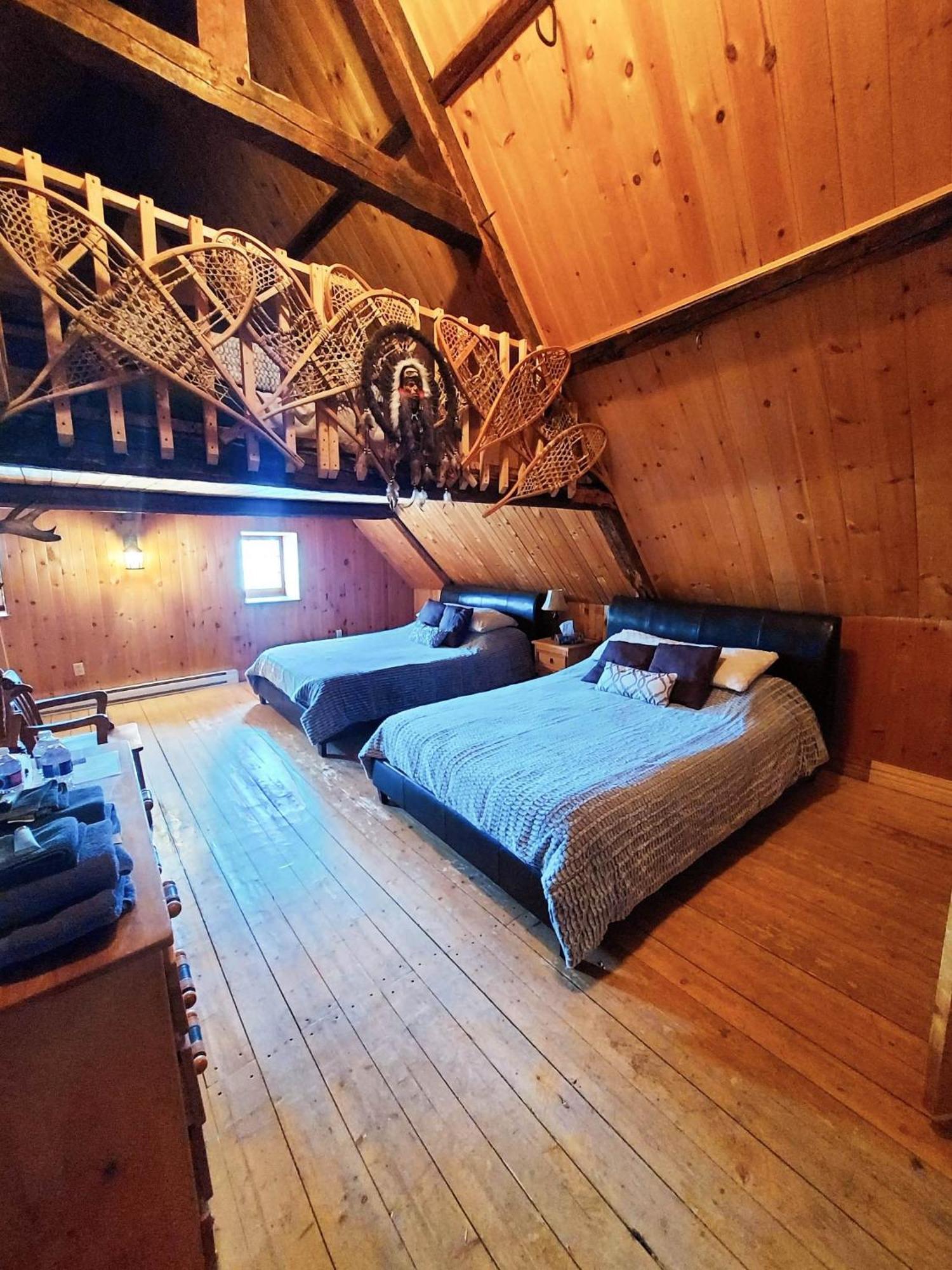 Auberge Le P'Tit Bonheur Saint-Laurent-de-l'ile d'Orleans Ngoại thất bức ảnh