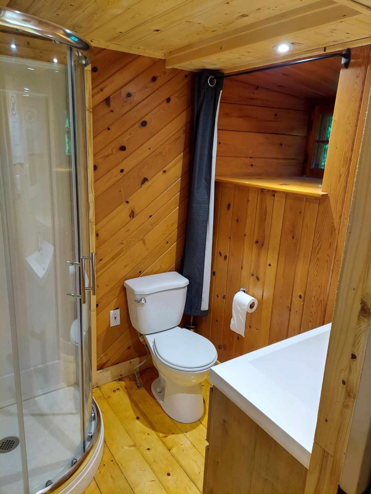 Auberge Le P'Tit Bonheur Saint-Laurent-de-l'ile d'Orleans Ngoại thất bức ảnh